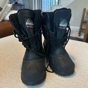 Snow Itasca Black Boots with Thinsulate Insulation